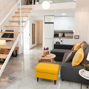 Appartement met Vier Kamers
